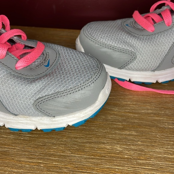Nike Revolution 2 Women’s 9 Wolf Gray Turquoise Pink Running Shoe - Picture 9 of 9